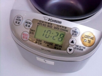 Japanischer Reiskocher ZOJIRUSHI NS-LLH05-XA Japanischer Reiskocher ZOJIRUSHI NS-LLH05-XA
